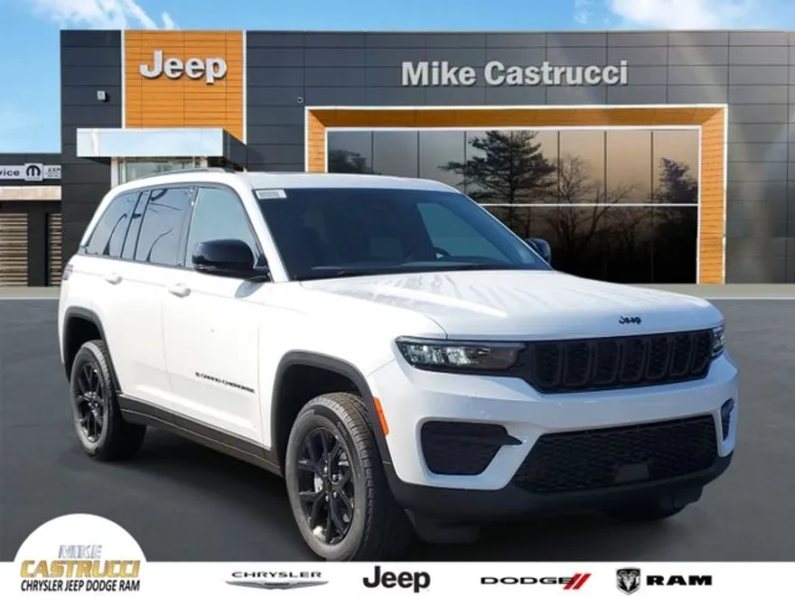 2025 Jeep Grand Cherokee Altitude photo 1