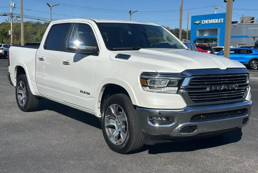2022 Ram 1500 Laramie photo 1