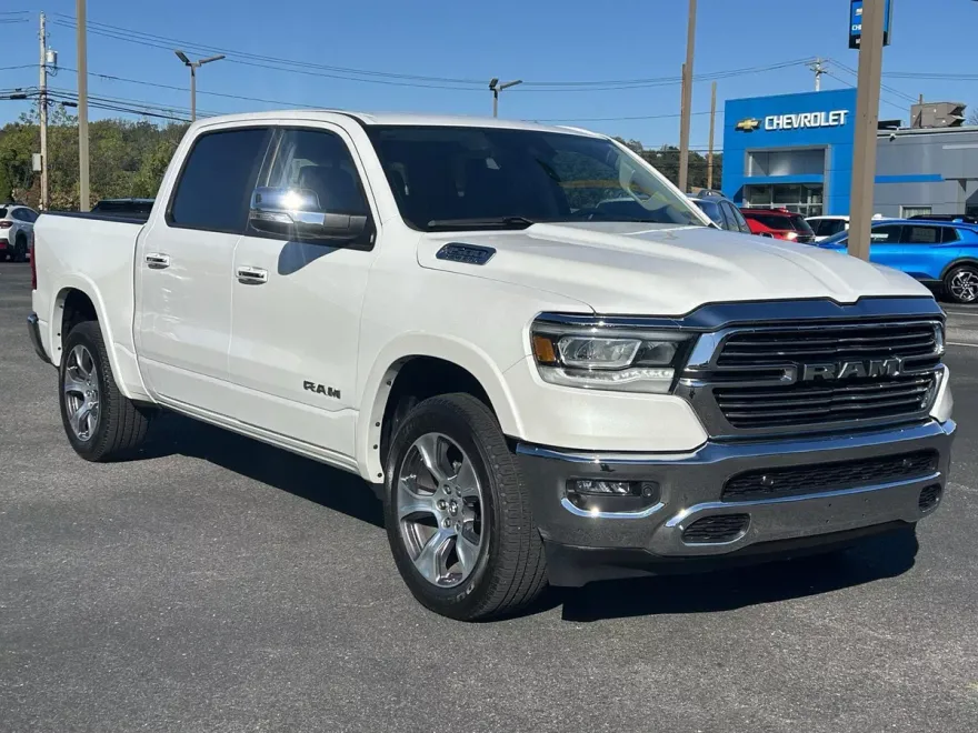 2022 Ram 1500 Laramie photo 1
