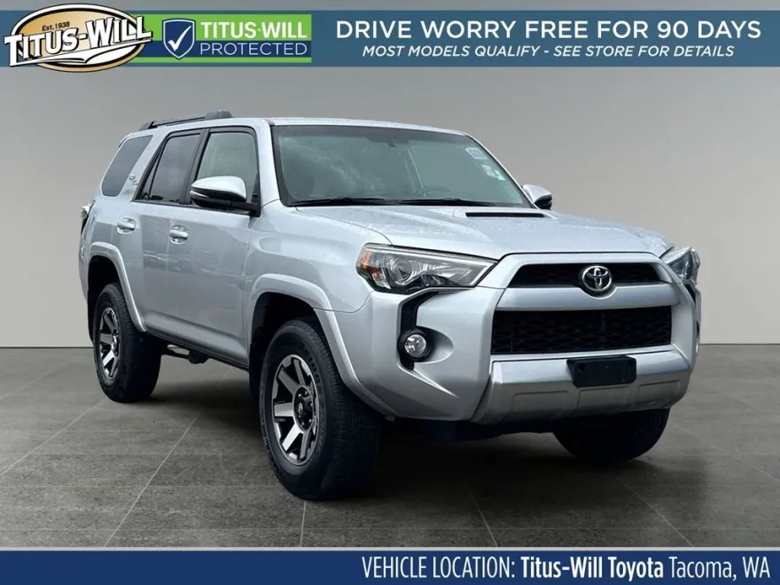 2019 Toyota 4Runner TRD Off-Road Premium photo 1