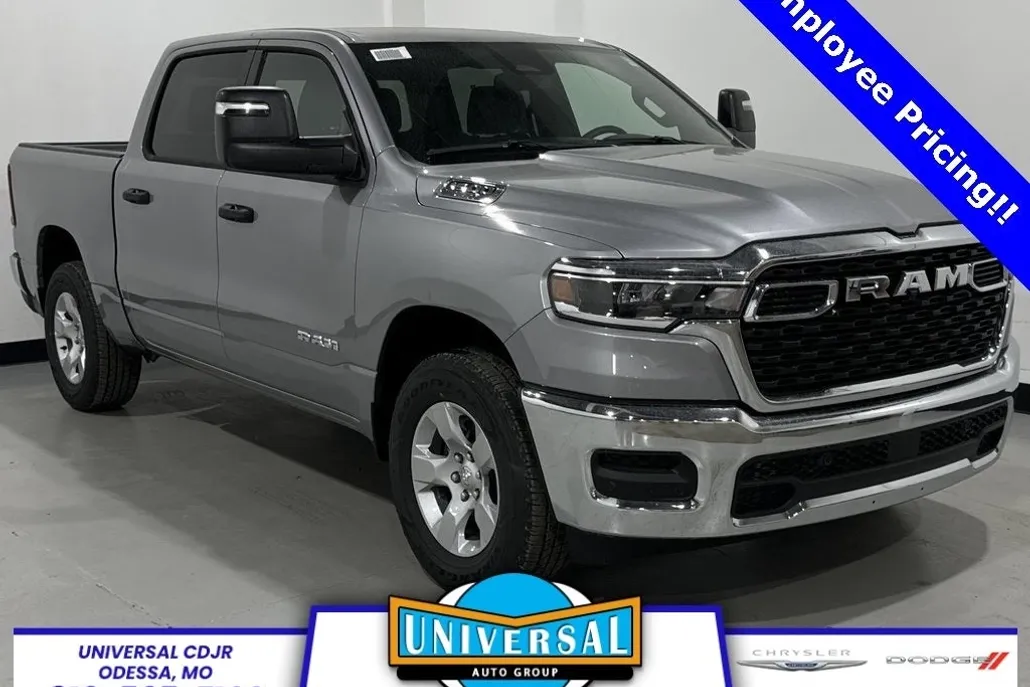 2025 Ram 1500 Tradesman photo 1