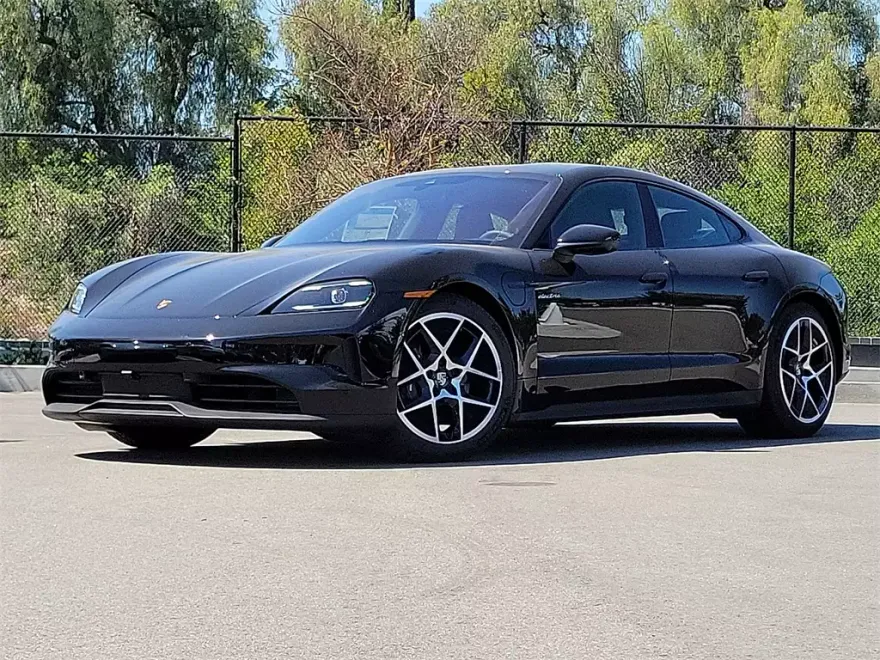 2025 Porsche Taycan S photo 1