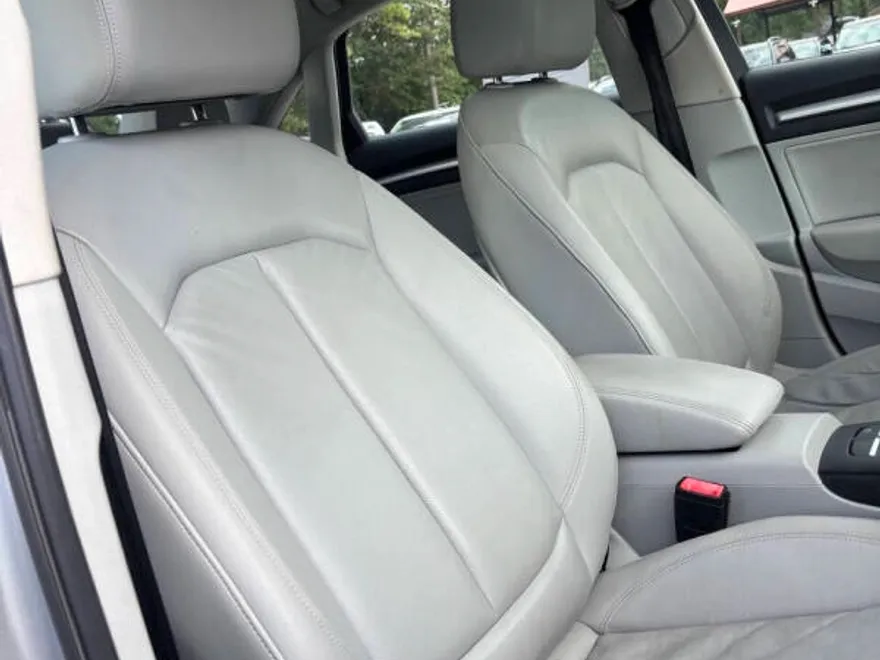 2016 Audi A3 1.8T Premium photo 1