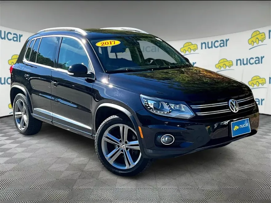 2017 Volkswagen Tiguan Sport photo 1
