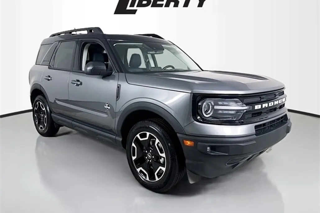 2024 Ford Bronco Sport Outer Banks photo 1