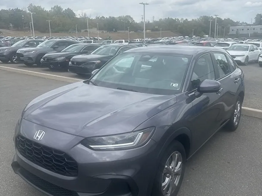 2023 Honda HR-V LX photo 1
