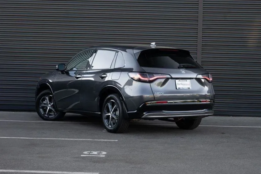 2024 Honda HR-V EX-L photo 1