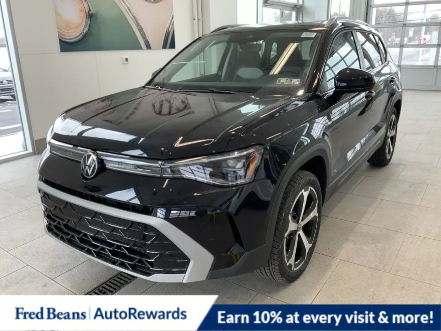 2025 Volkswagen Taos SEL photo 1