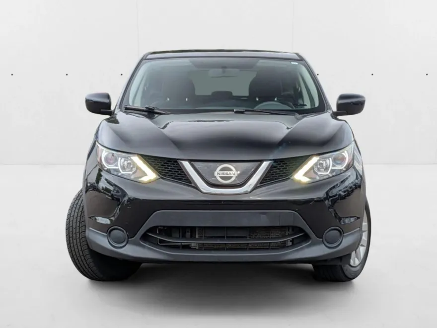 2019 Nissan Rogue Sport S photo 1