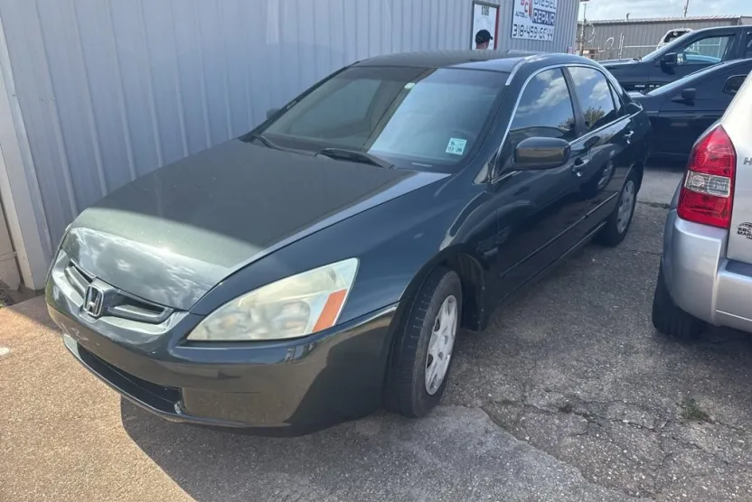 2005 Honda Accord LX photo 1