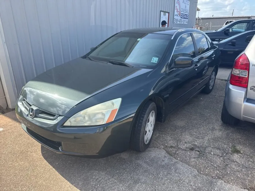 2005 Honda Accord LX photo 1