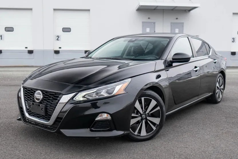 2021 Nissan Altima 2.5 SV photo 1