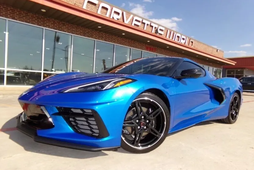 2024 Chevrolet Corvette 2LT photo 1