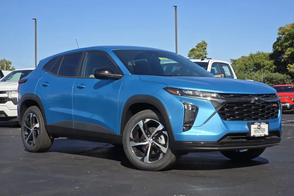 2025 Chevrolet Trax photo 1