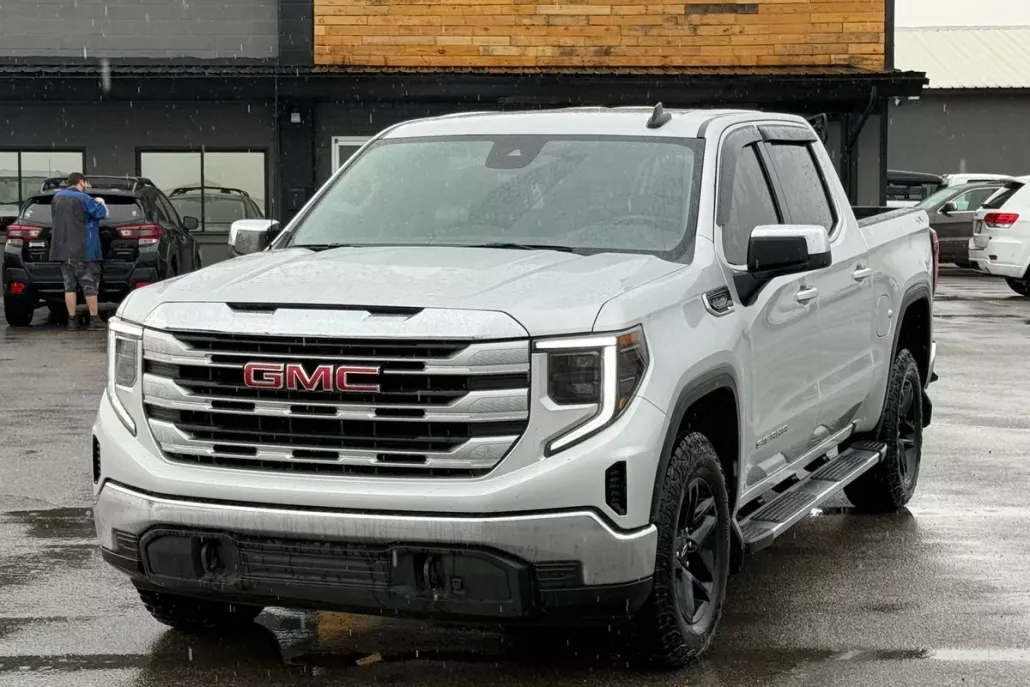 2022 Gmc Sierra 1500 SLE photo 1
