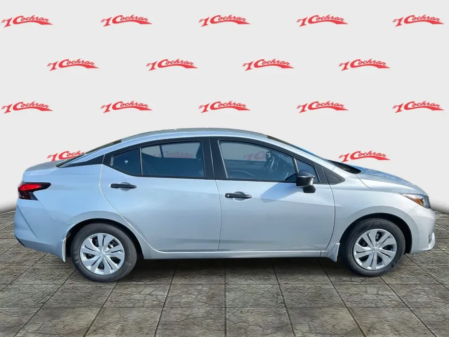 2025 Nissan Versa S photo 1