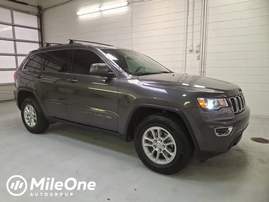 2018 Jeep Grand Cherokee Laredo E photo 1