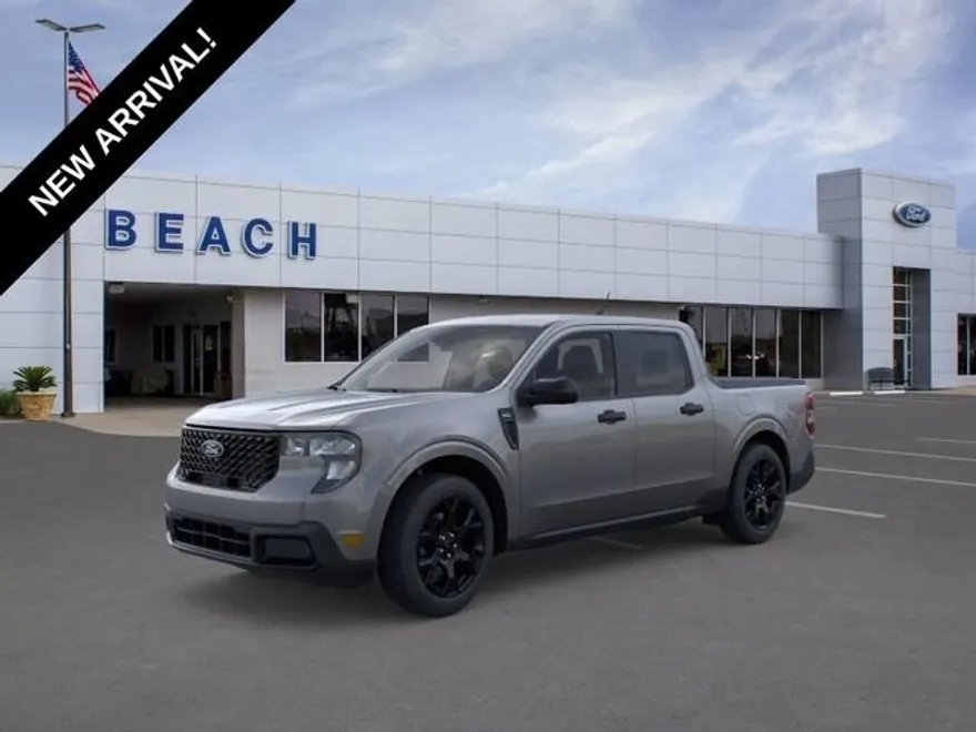 2025 Ford Maverick XLT photo 1