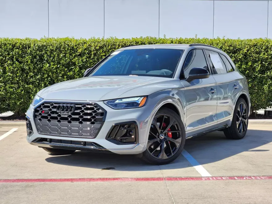 2025 Audi SQ5 Premium Plus photo 1
