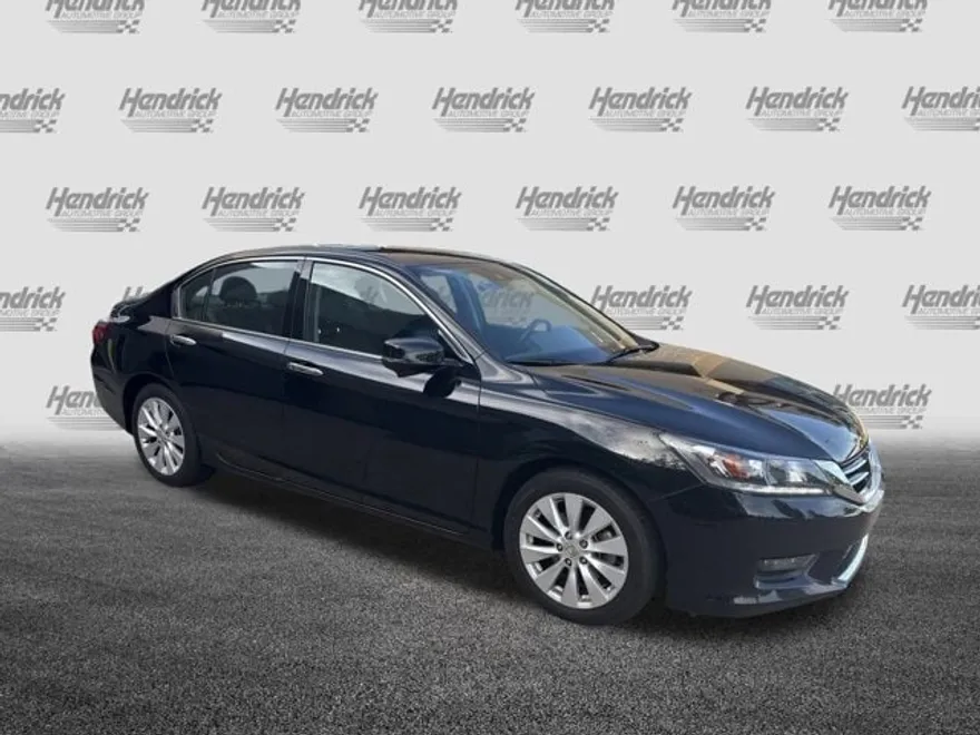 2015 Honda Accord V6 EX-L photo 1