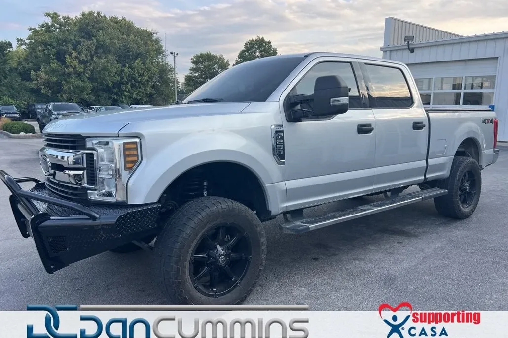 2019 Ford F-250 XLT photo 1