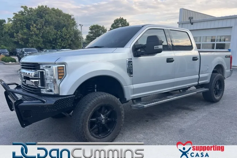 2019 Ford F-250 XLT photo 1