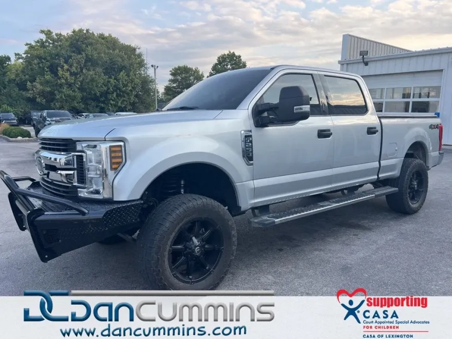2019 Ford F-250 XLT photo 1