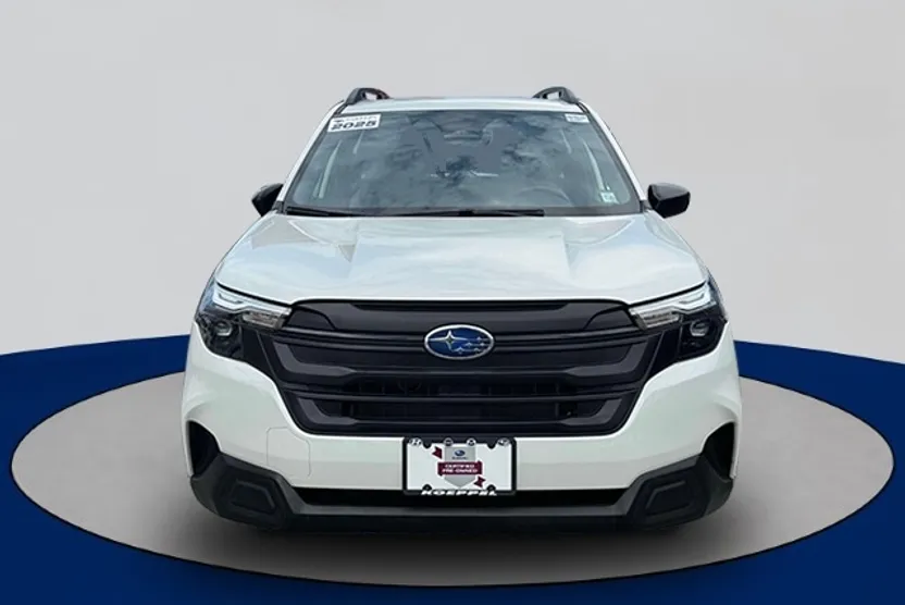 2025 Subaru Forester Base photo 1