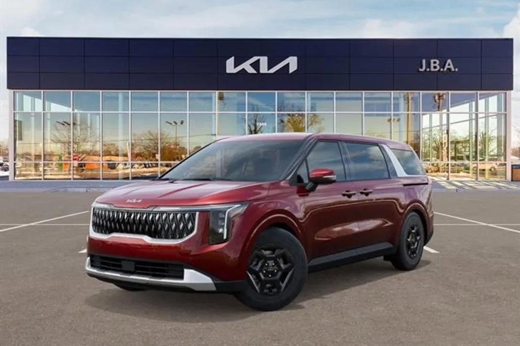 2026 Kia Carnival LXS photo 1