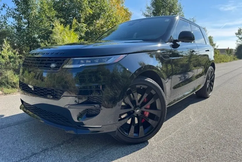 2025 Land Rover Range Rover Sport SE photo 1
