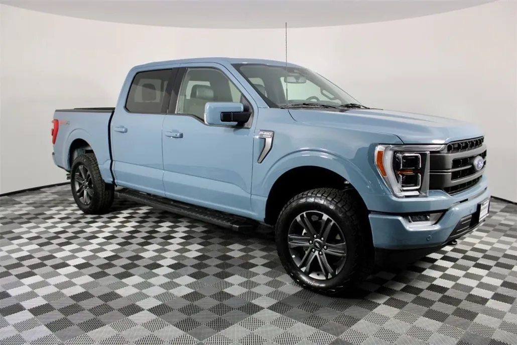 2023 Ford F-150 Lariat photo 1