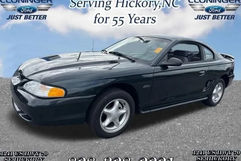1998 Ford Mustang GT photo 1