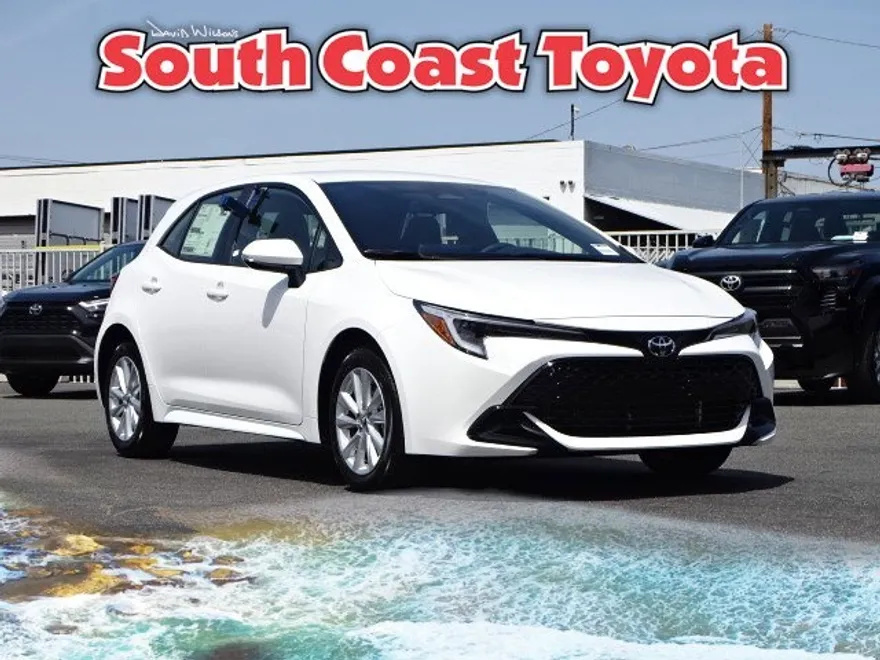 2025 Toyota Corolla SE photo 1