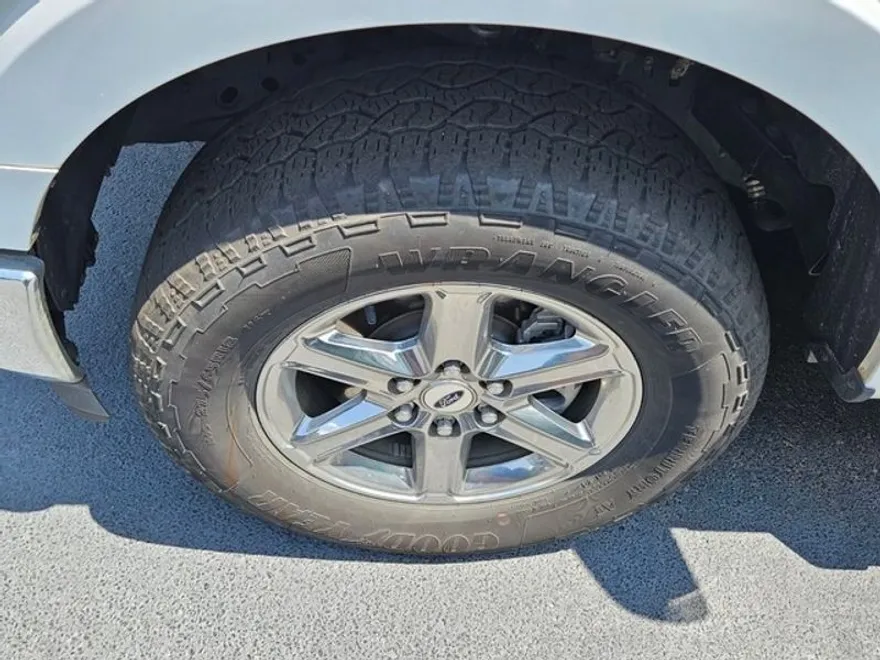 2024 Ford F-150 XLT photo 1