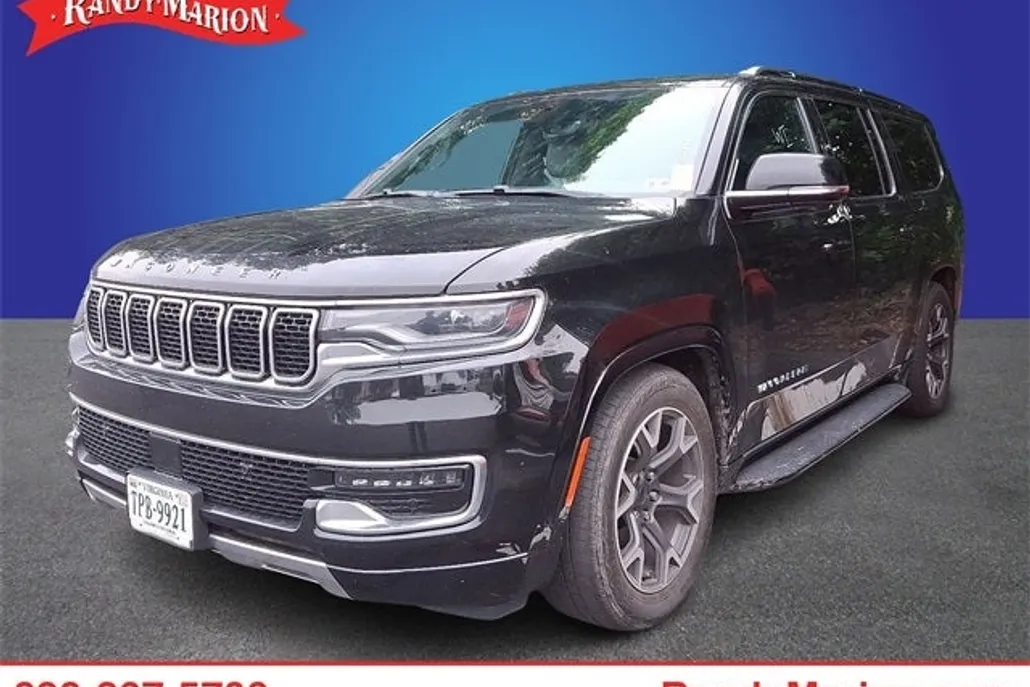 2023 Jeep Wagoneer L Series III photo 1