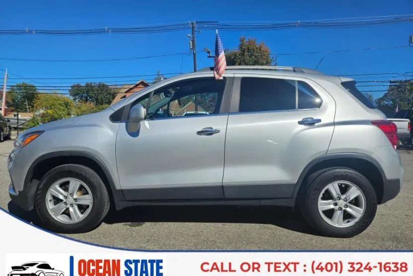 2017 Chevrolet Trax LT photo 1