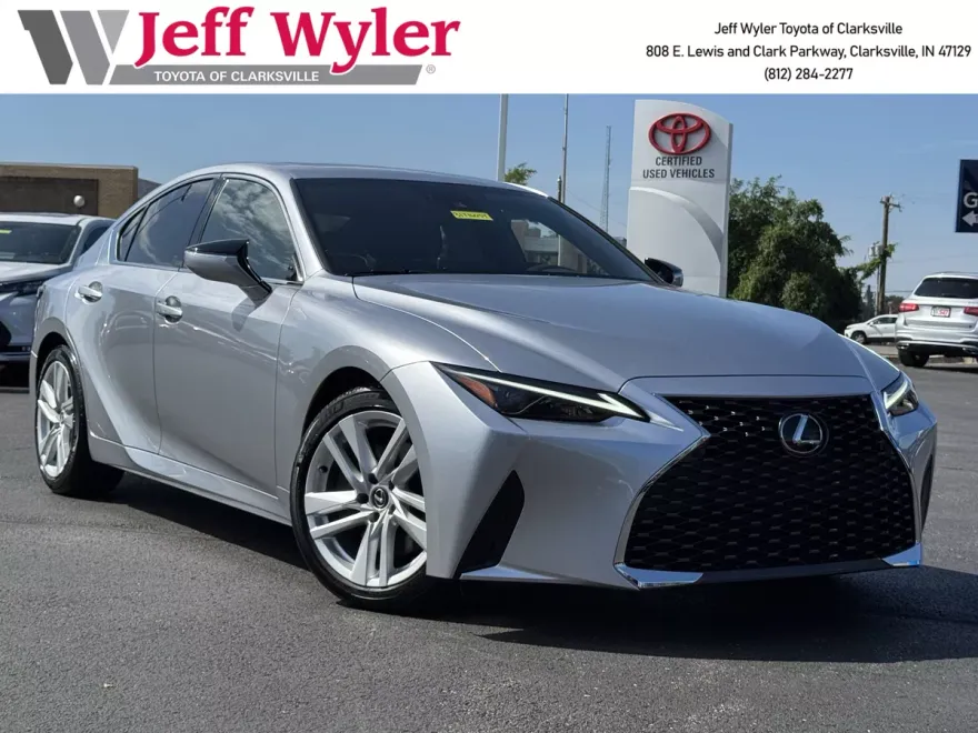 2024 Lexus IS 300 photo 1