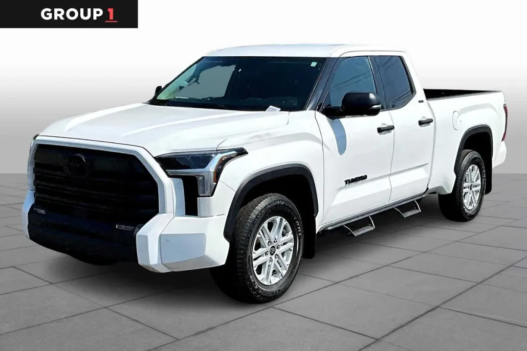 2022 Toyota Tundra SR5 photo 1