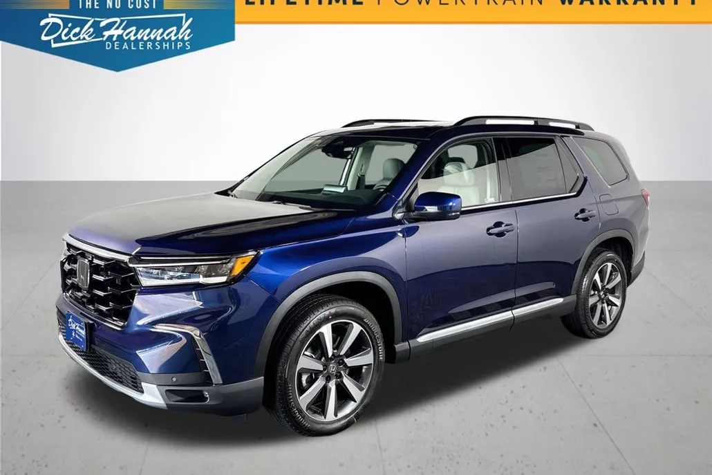 2025 Honda Pilot Touring photo 1