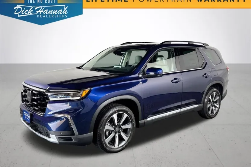 2025 Honda Pilot Touring photo 1