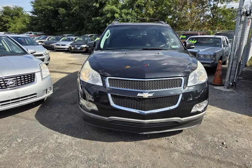 2012 Chevrolet Traverse photo 1