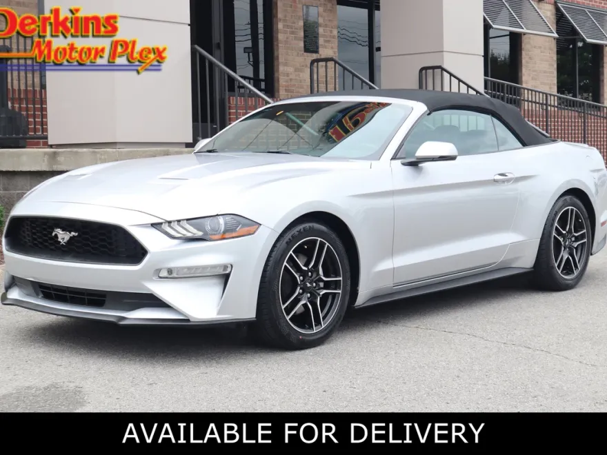 2018 Ford Mustang Convertible photo 1