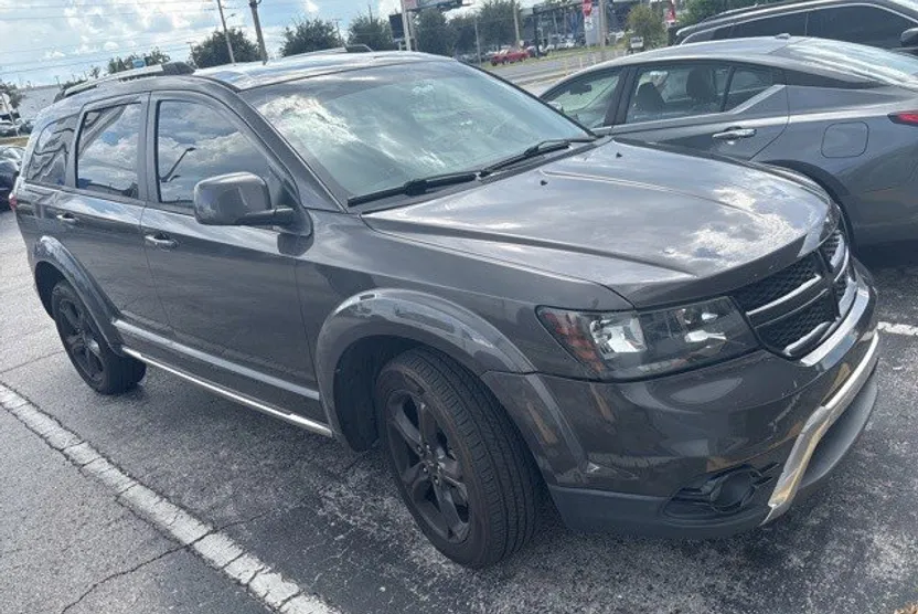 2018 Dodge Journey Crossroad photo 1