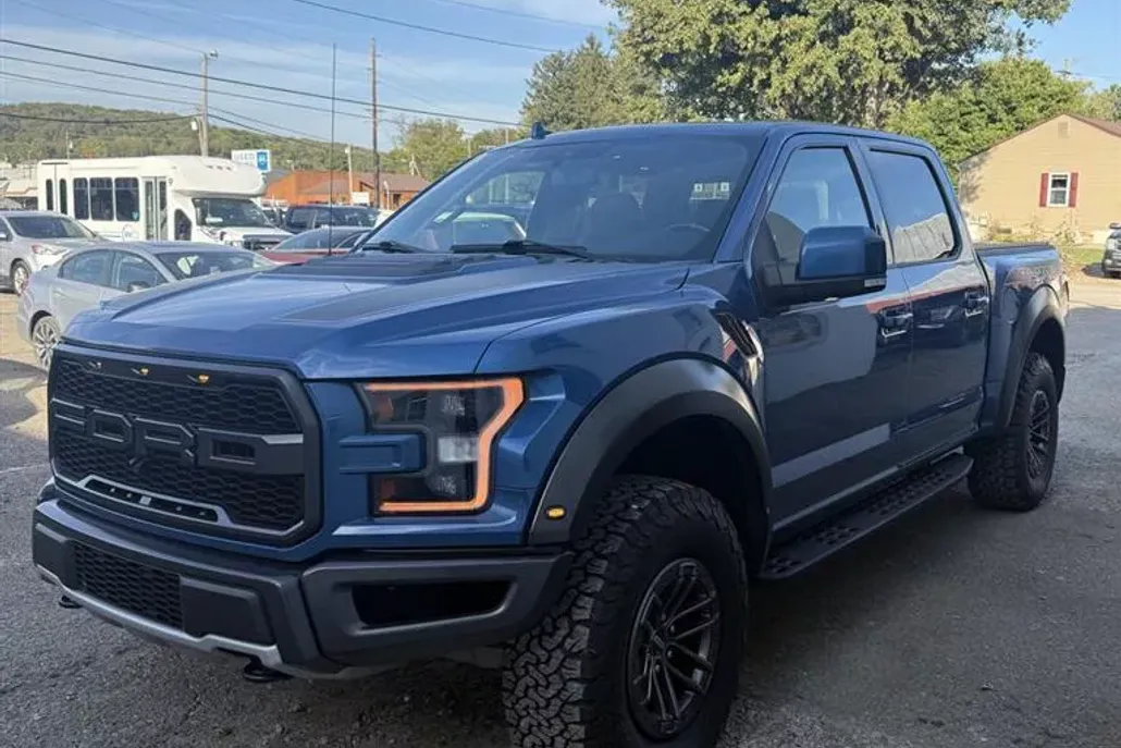 2020 Ford F-150 Raptor photo 1