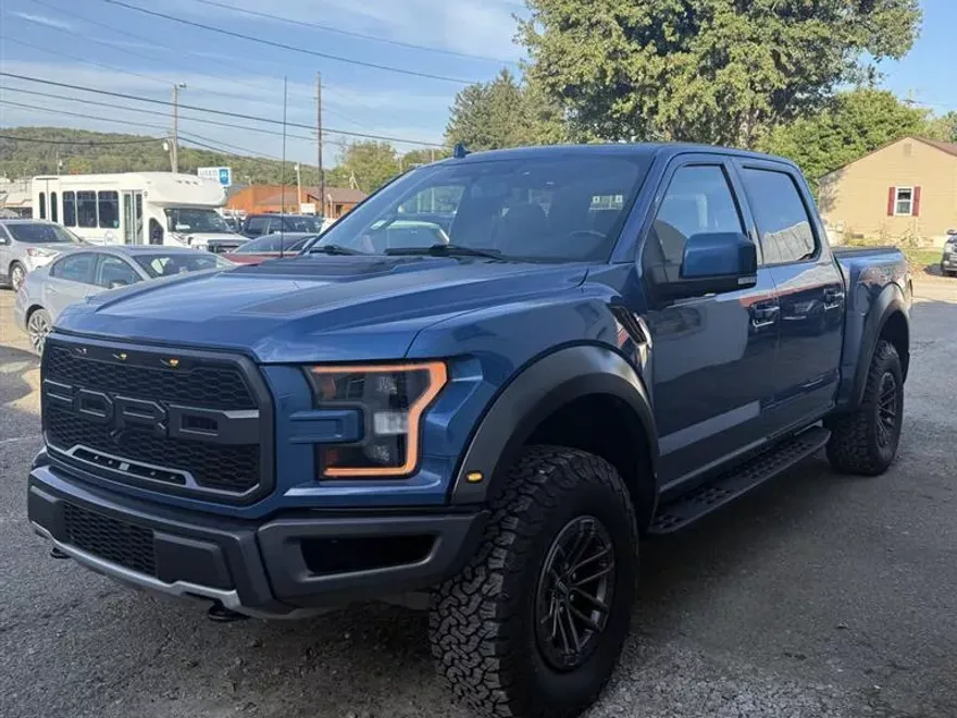 2020 Ford F-150 Raptor photo 1