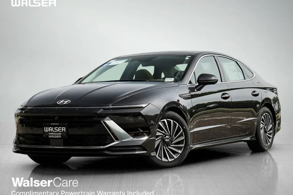 2025 Hyundai Sonata Hybrid Limited photo 1