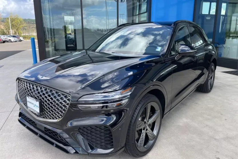 2024 Genesis GV70 3.5T Sport photo 1