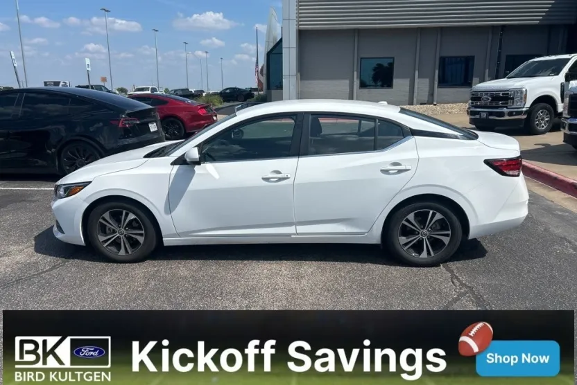 2023 Nissan Sentra SV photo 1