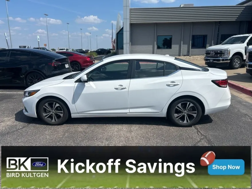 2023 Nissan Sentra SV photo 1