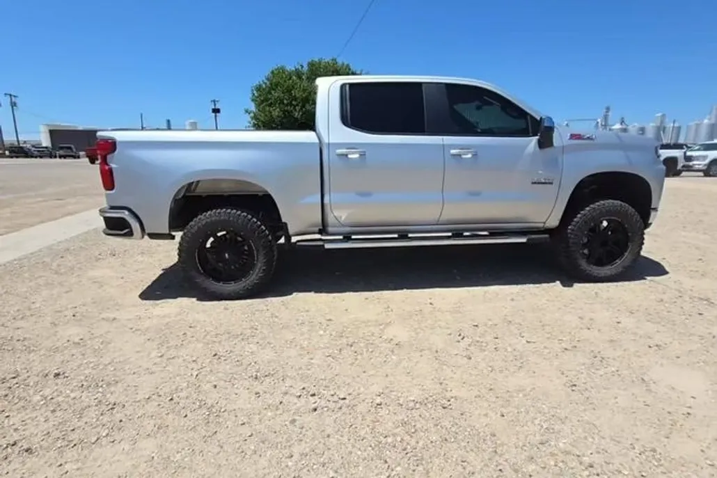 2022 Chevrolet Silverado 2500HD LTZ photo 1